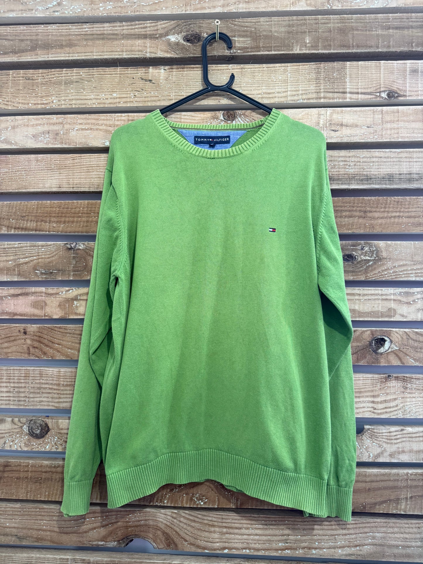 Vintage 90s Tommy Hilfiger crewneck cotton jumper/ sweater. Green. Size XL.