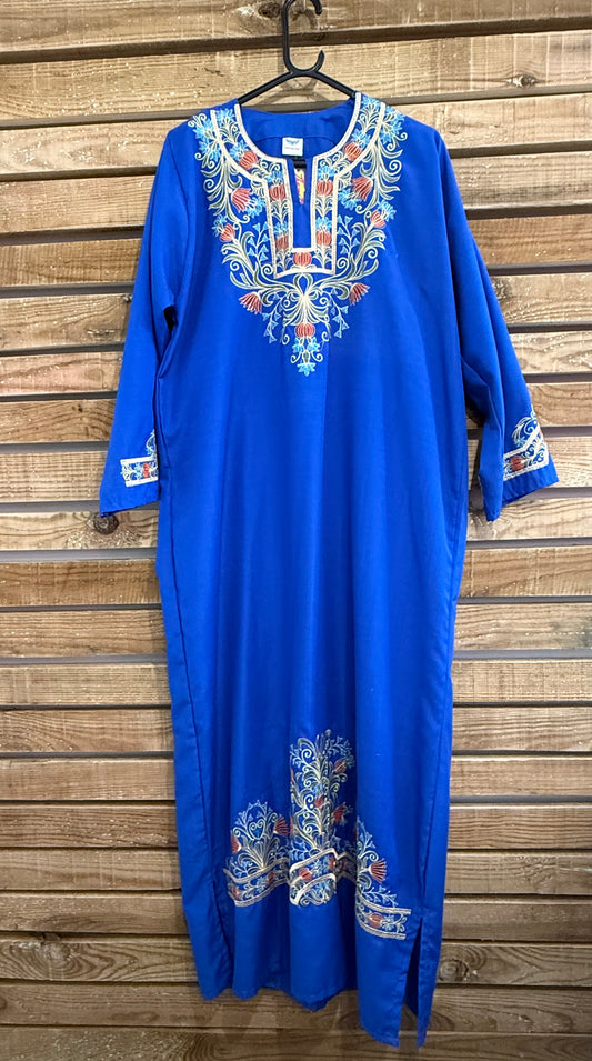 Vintage Y2K embroidered kaftan dress. Blue. Summer. Free sizing.