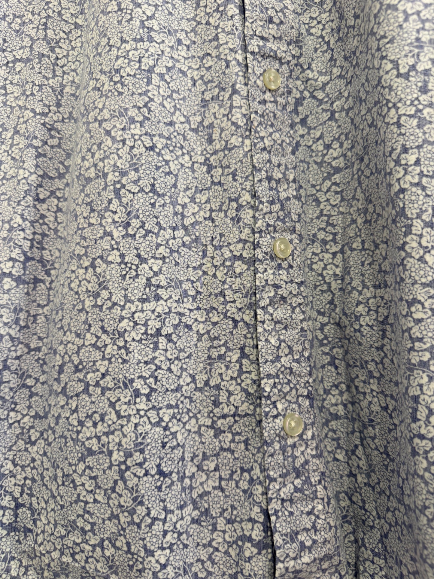 Vintage 90s Carhartt floral print button up shirt. Summer. Size Large.