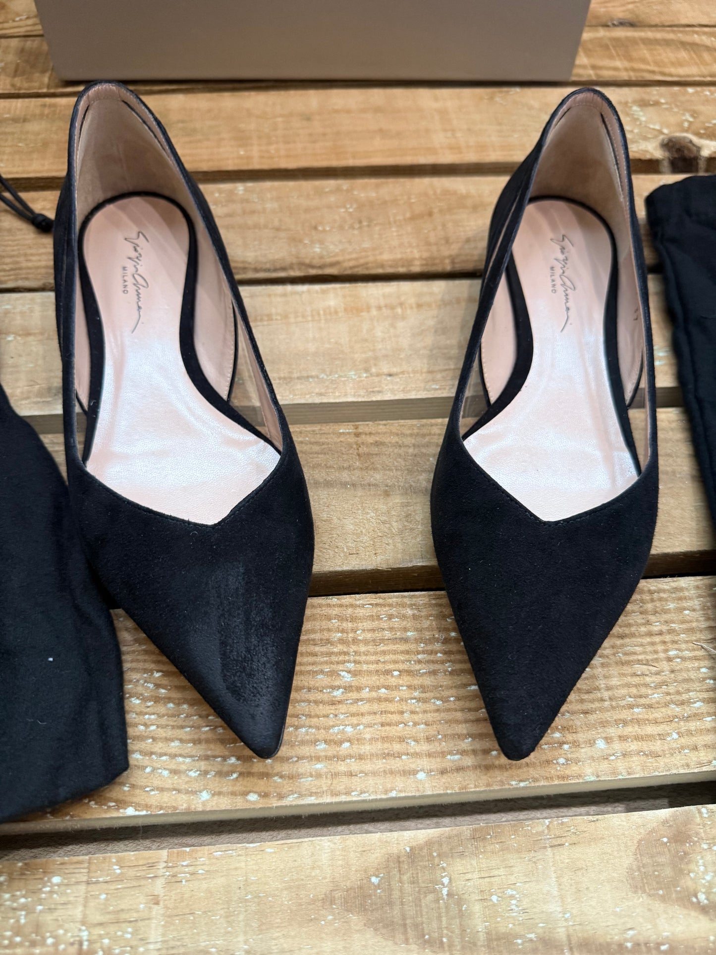 Giorgio Armani suede pointed-toe d'Orsay flat shoes with box. Black. EU37. UK4