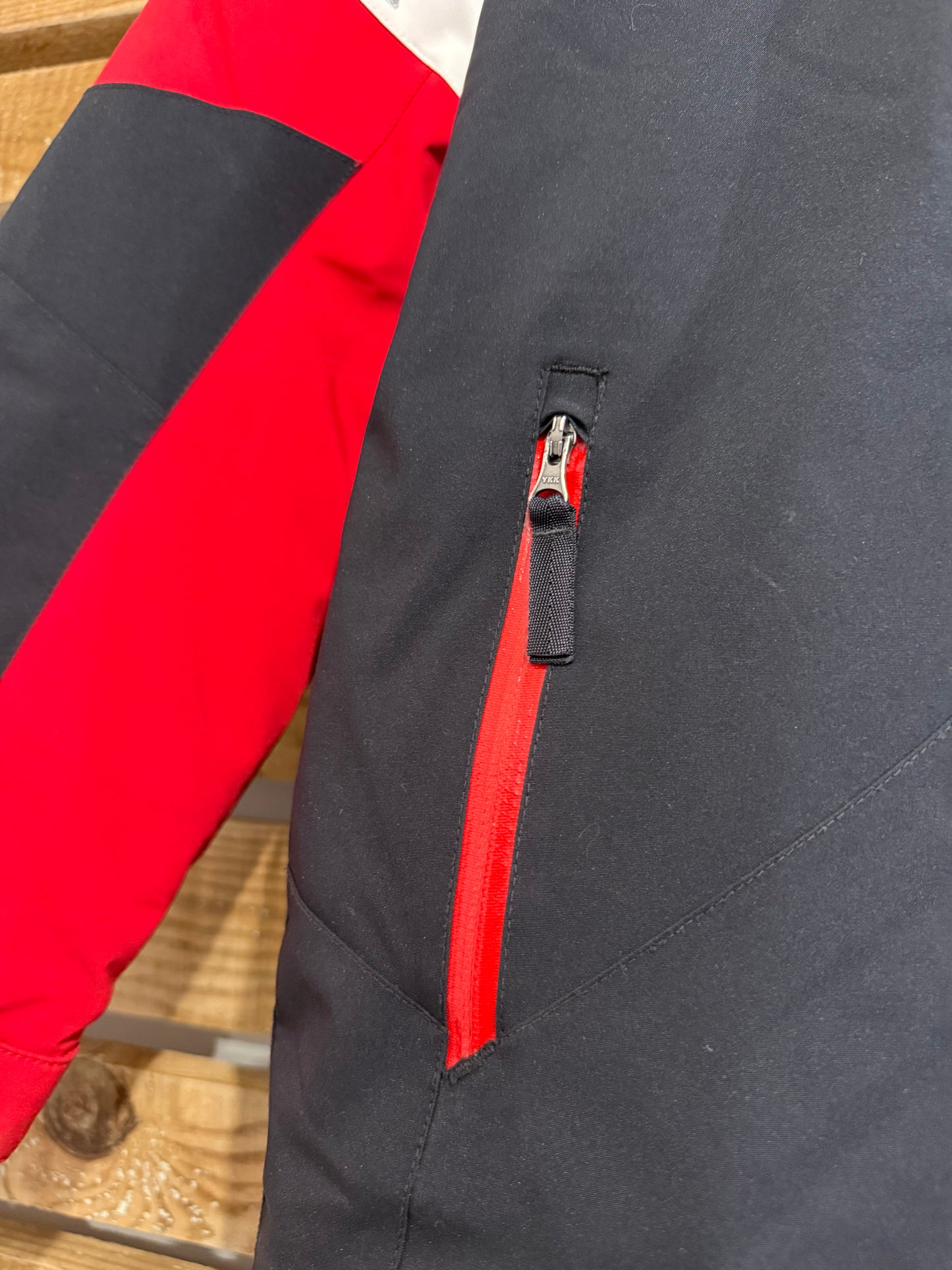 Spyder Ski Jacket. Red & Black. Age 14. Small adult too. Ski/ winter