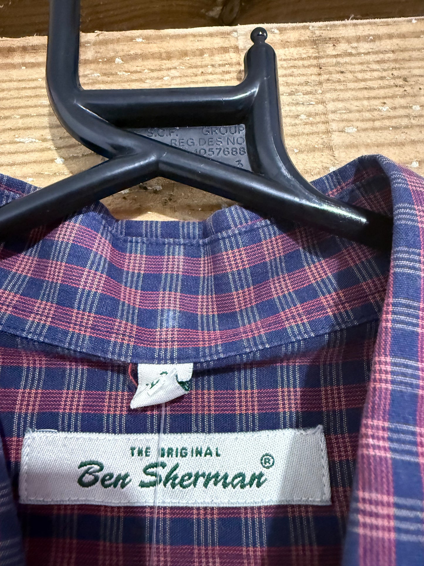 Vintage 90s Ben Sherman checked button up shirt. Size Large