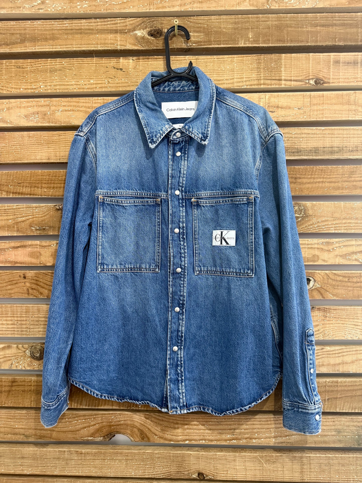Calvin Klein denim button up shirt/shacket. 90s style. Size medium.