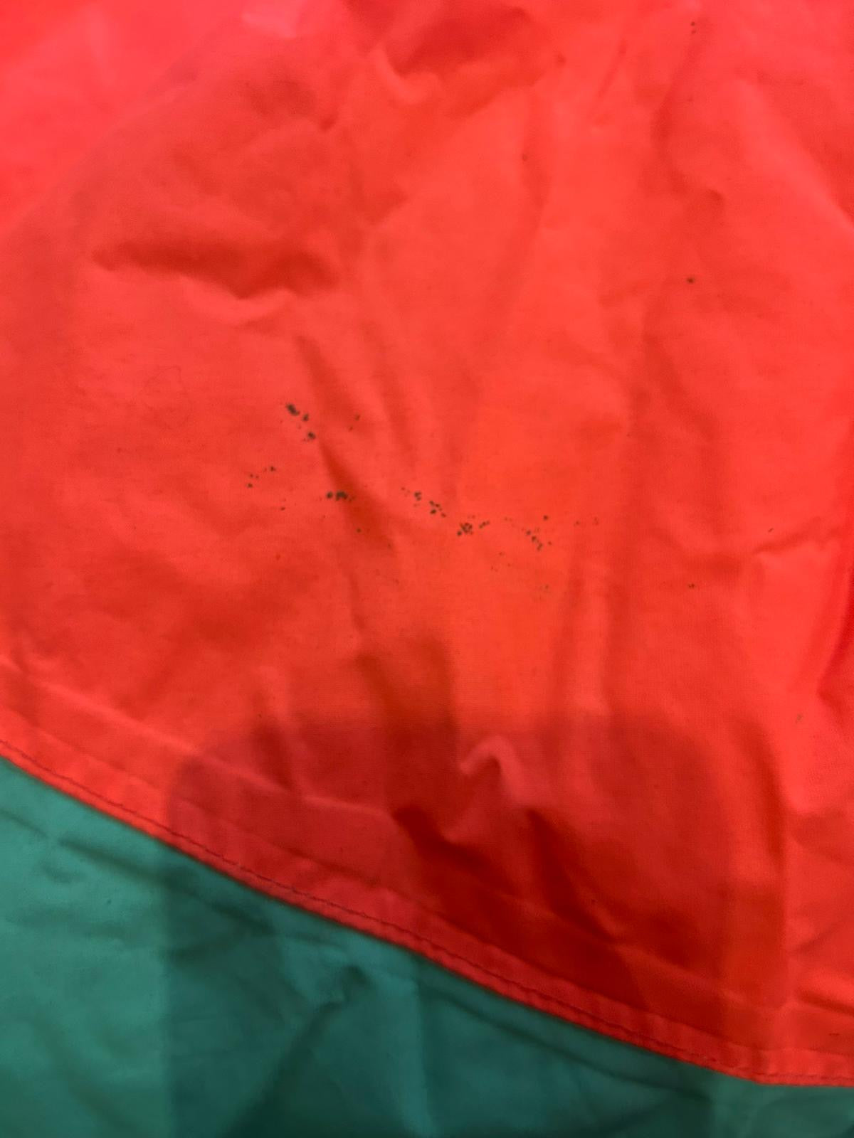 Vintage 90s snow suit. Ski/ snowboard/ all in 1, jumpsuit. Size Large.