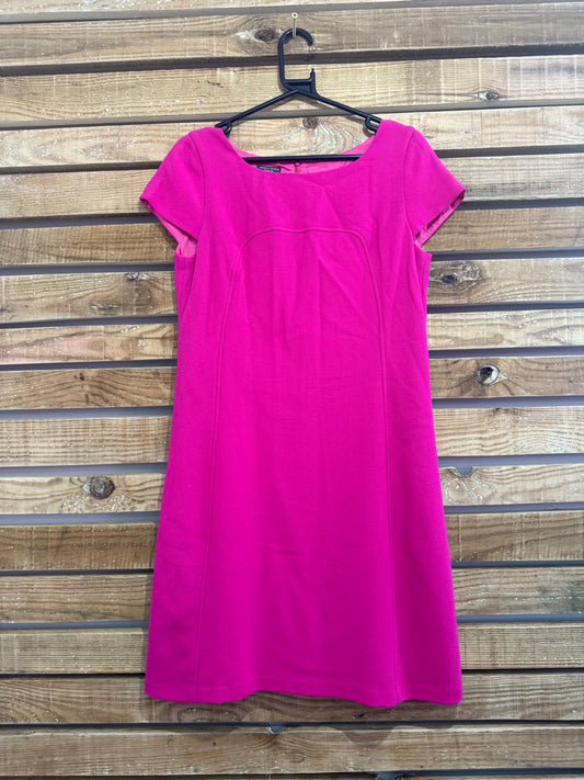 Vintage 80s, 60’s style Hobbs wool shift Dress. Fuschia pink. Size UK12