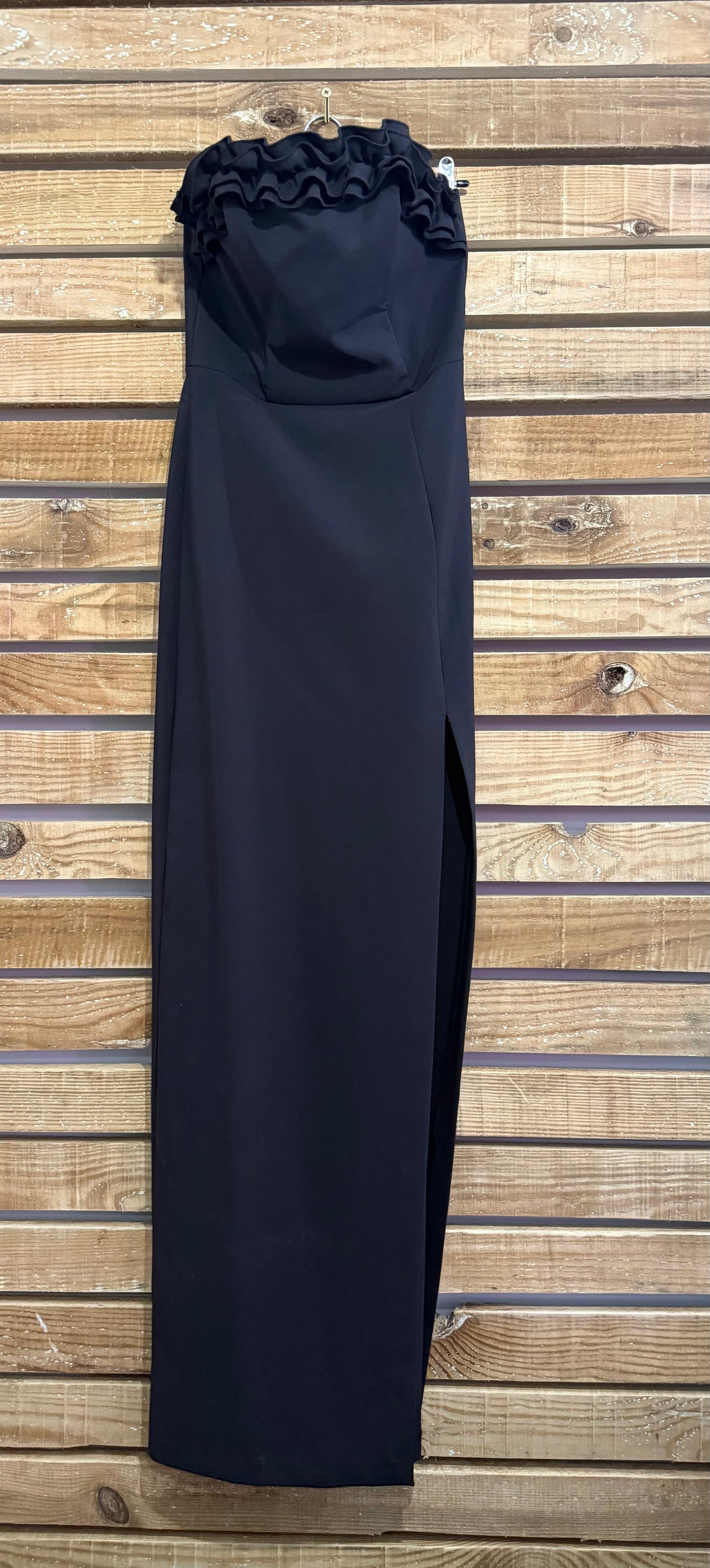 Vintage Y2K Miss Selfridge strapless evening/ ball gown dress. Size UK6