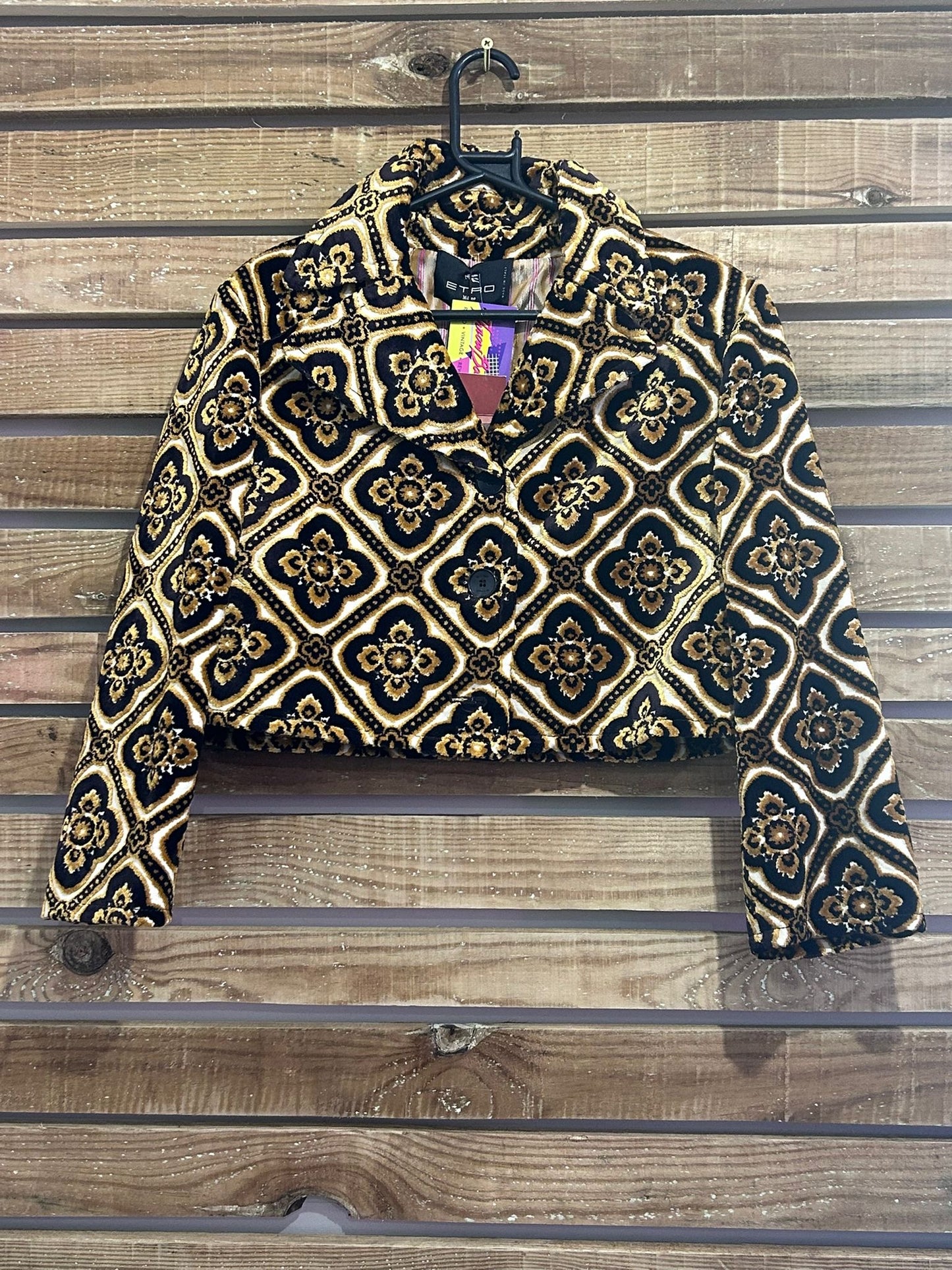 BNWT Etro geometric print cropped jacket. Labelled a 48. Free sizing up to a size 16.