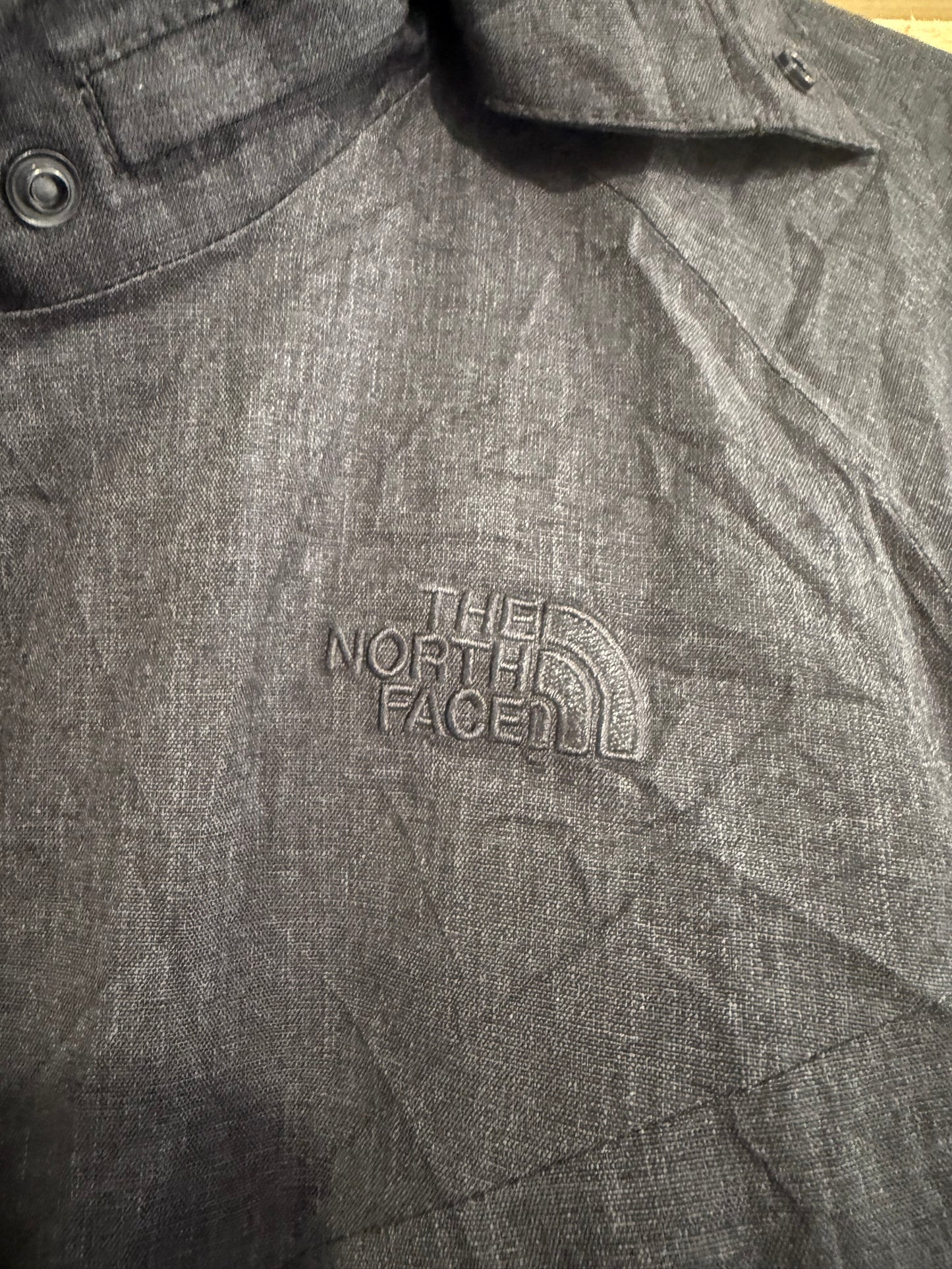 Vintage 90s The North Face Waterproof Outdoors Jacket/ Coat size XL.