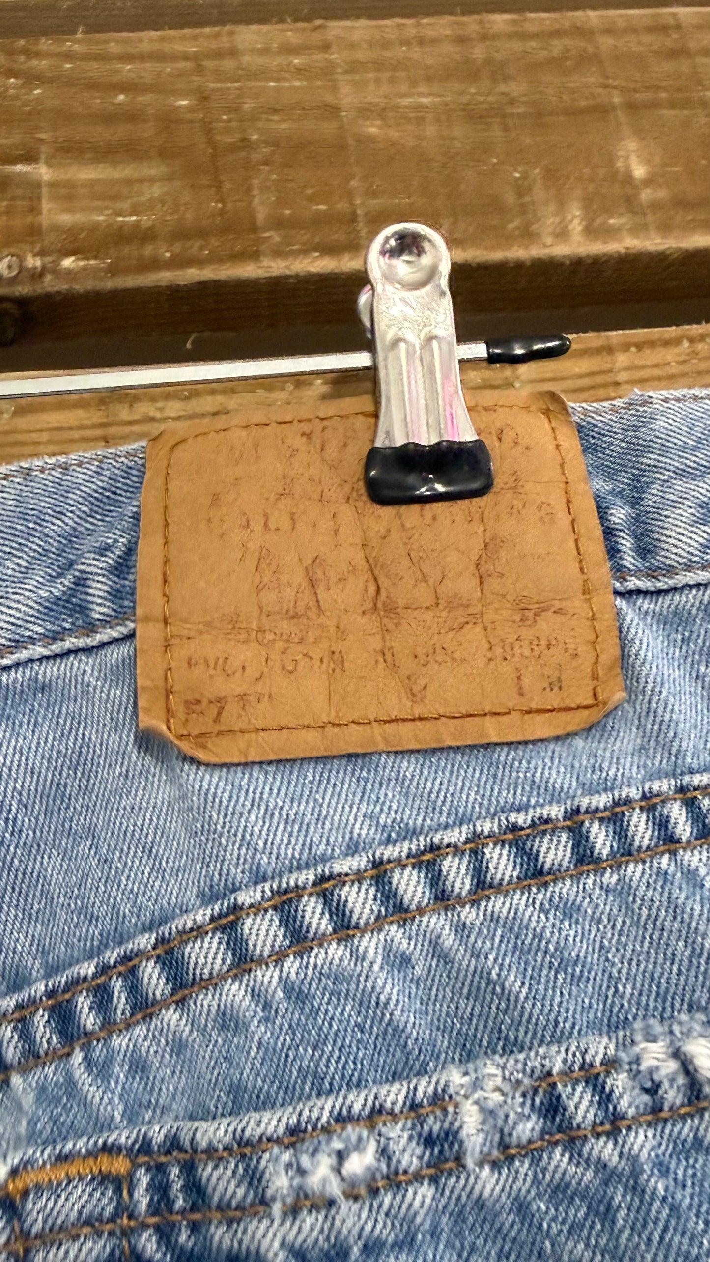 Vintage 90s Levi’s 577 Cut Off Denim Shorts. 32” waist, UK12.