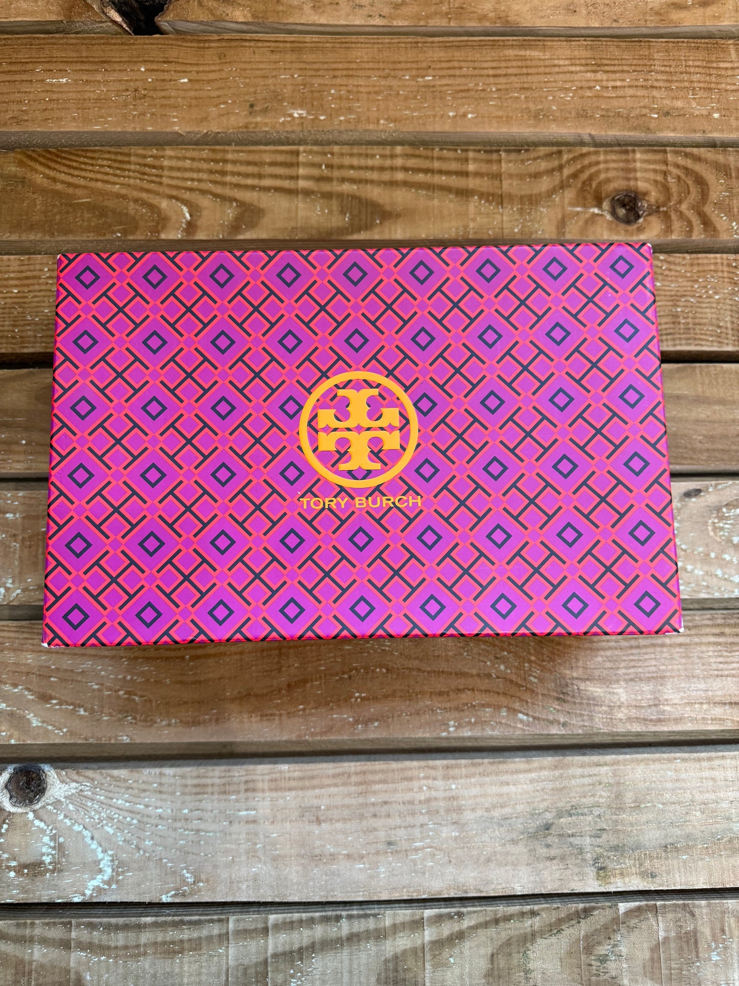 Tory Burch Perrine loafer heeled shoes with box. Chain/ square toe. 7M. UK4, EU37.