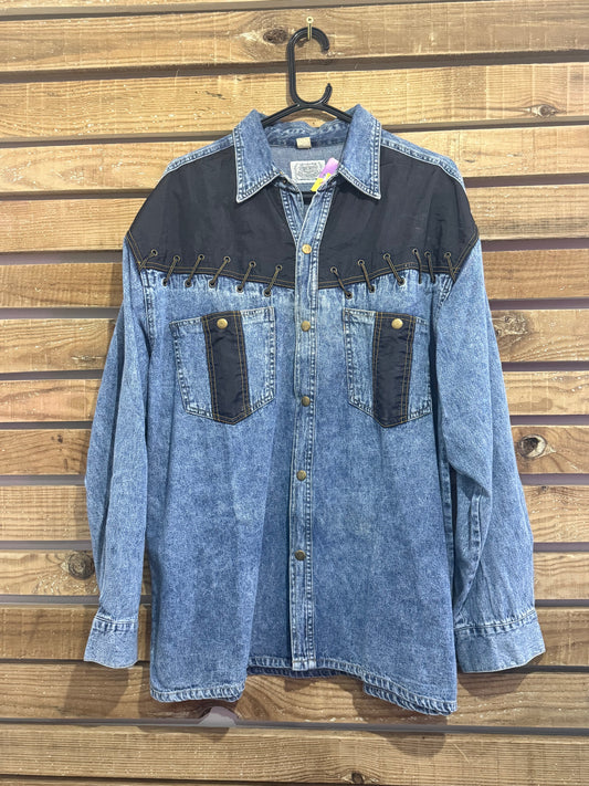 Vintage 90s denim western shirt. Cowboy/biker/grunge. Size XL.