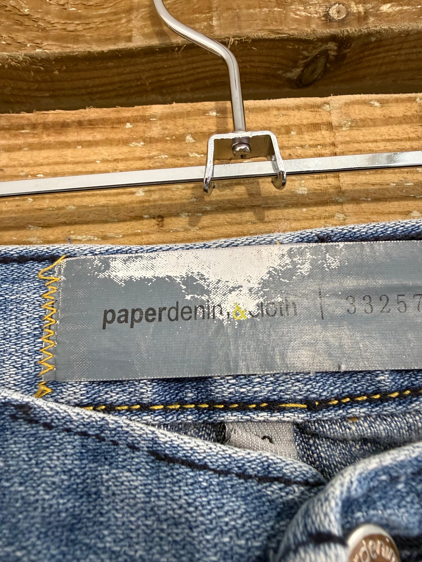 Vintage Y2K Paper Denim & Cloth Jeans. Low rise bootcut. Waist 30” leg 33”Size UK10.