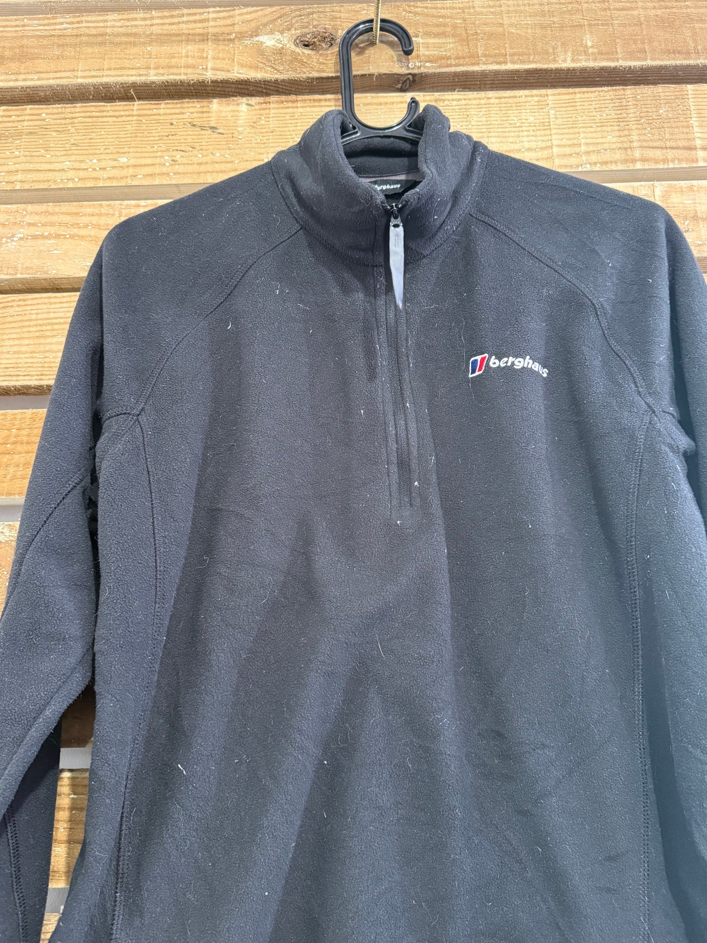 Vintage 90s Berghaus 1/4 zip fleece. Black. Size Small. Hiking/ outdoors.