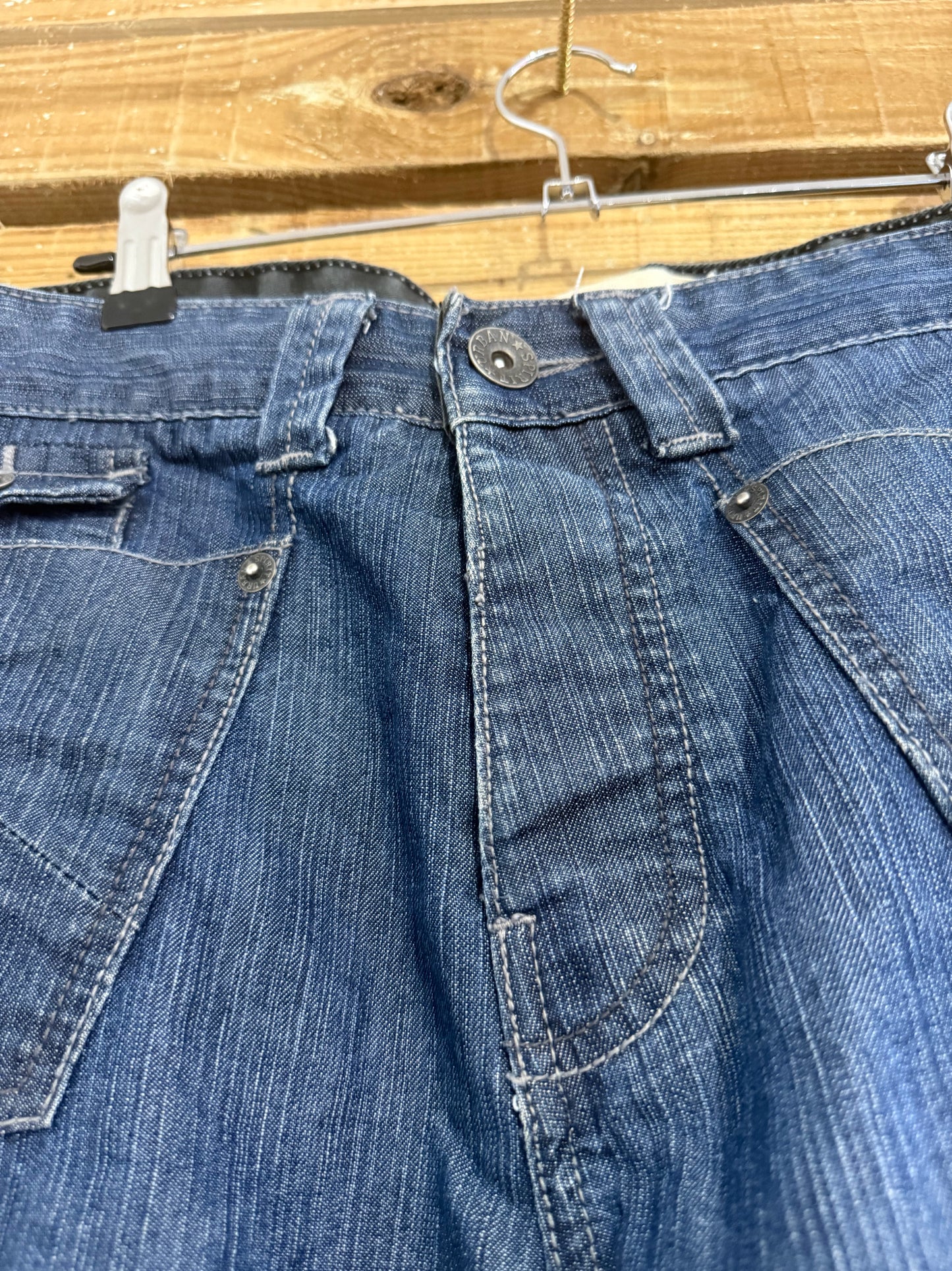Vintage Y2K denim jorts/ shorts. Grunge/ Skate. 34” waist.