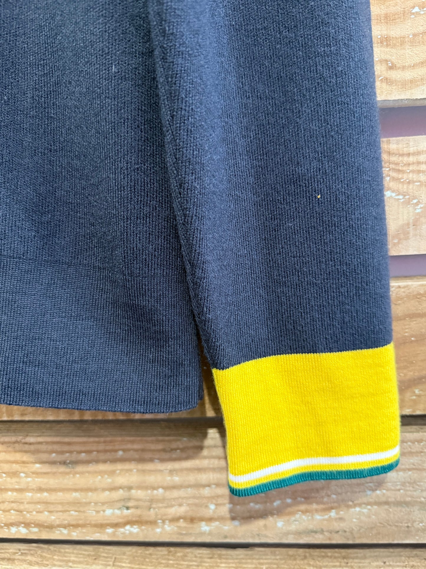 Vintage 90s Fred Perry zip up knit cardigan/ jumper. Black. Size Large.