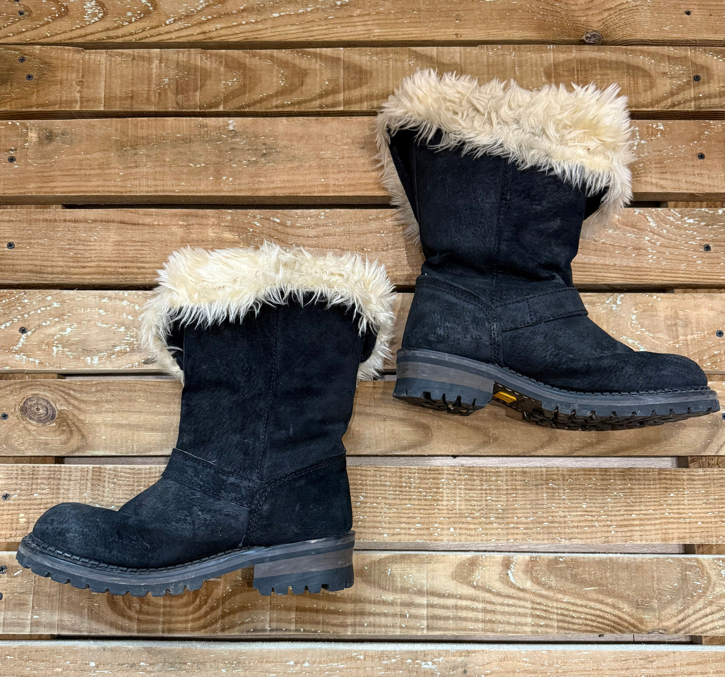 Vintage Y2K CAT Caterpillar Fur lined Mid Calf Leather Buckle Boots Size 5,EU38