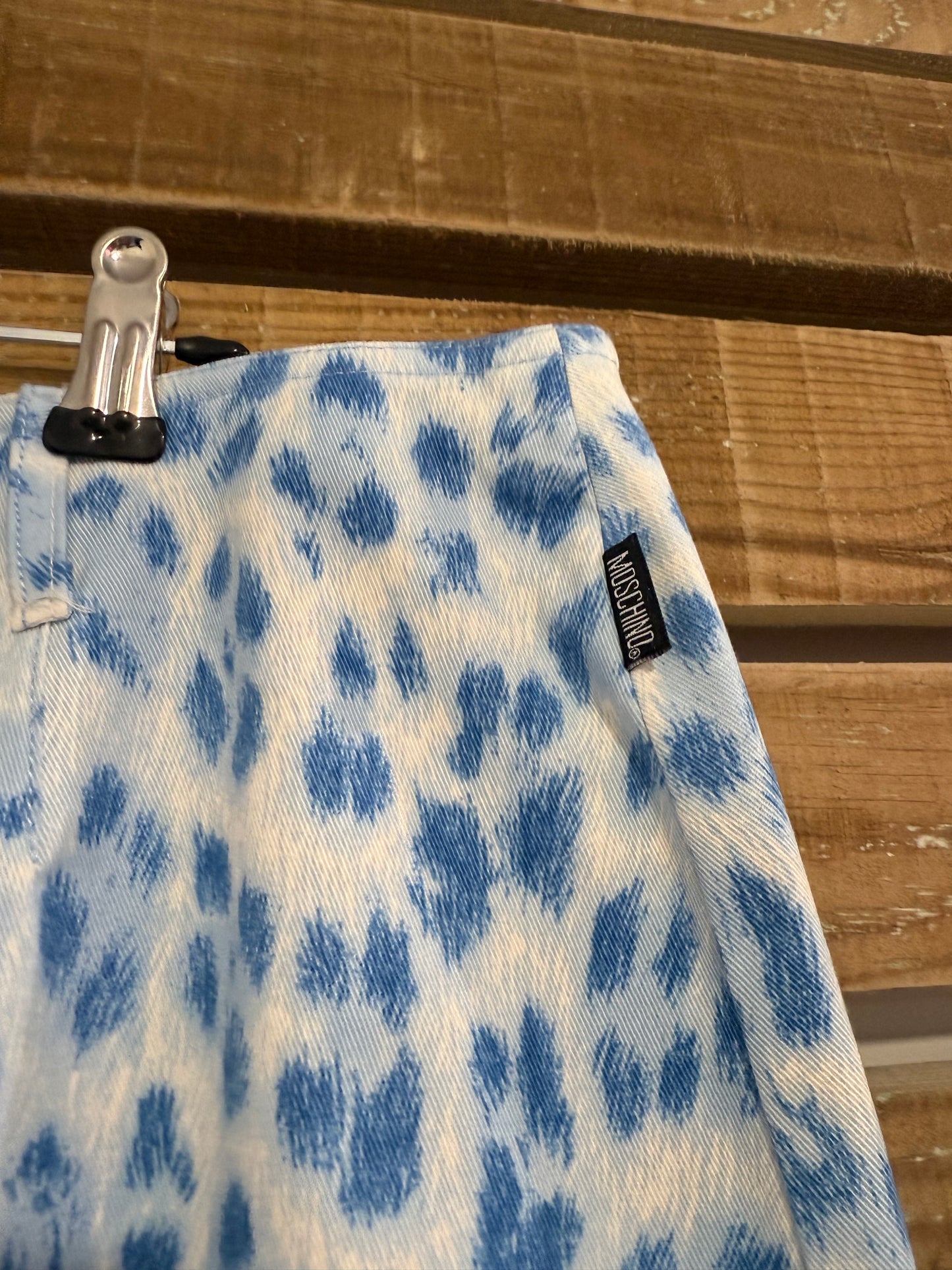 Vintage 80s Moschino Leopard print skirt. Summer. Waist 32”. UK12