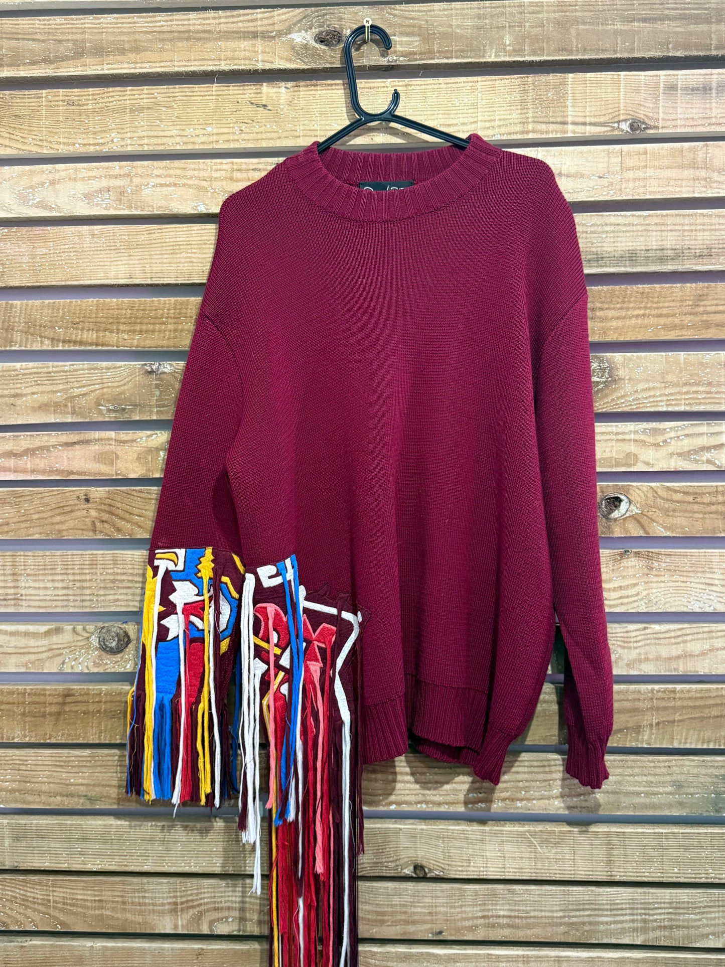 Oscar de la Renta yarn fringe jumper/sweater. Size Medium.