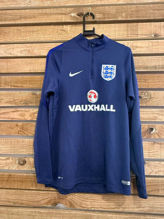 England Football Nike dri-fit 1/4 zip sweater/sweatshirt. World Cup. Size Large.