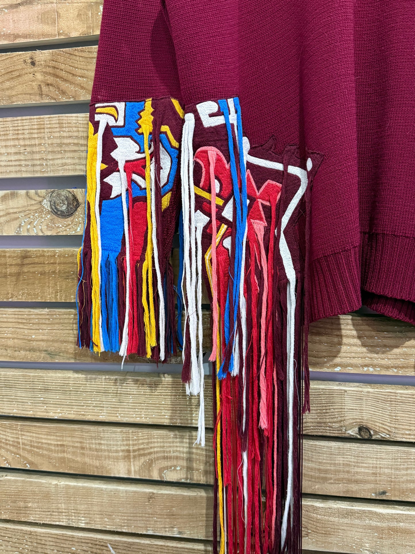 Oscar de la Renta yarn fringe jumper/sweater. Size Medium.