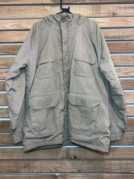 Vintage 90s Woolrich coat in beige. Plaid lined. Winter/ country. Size XL