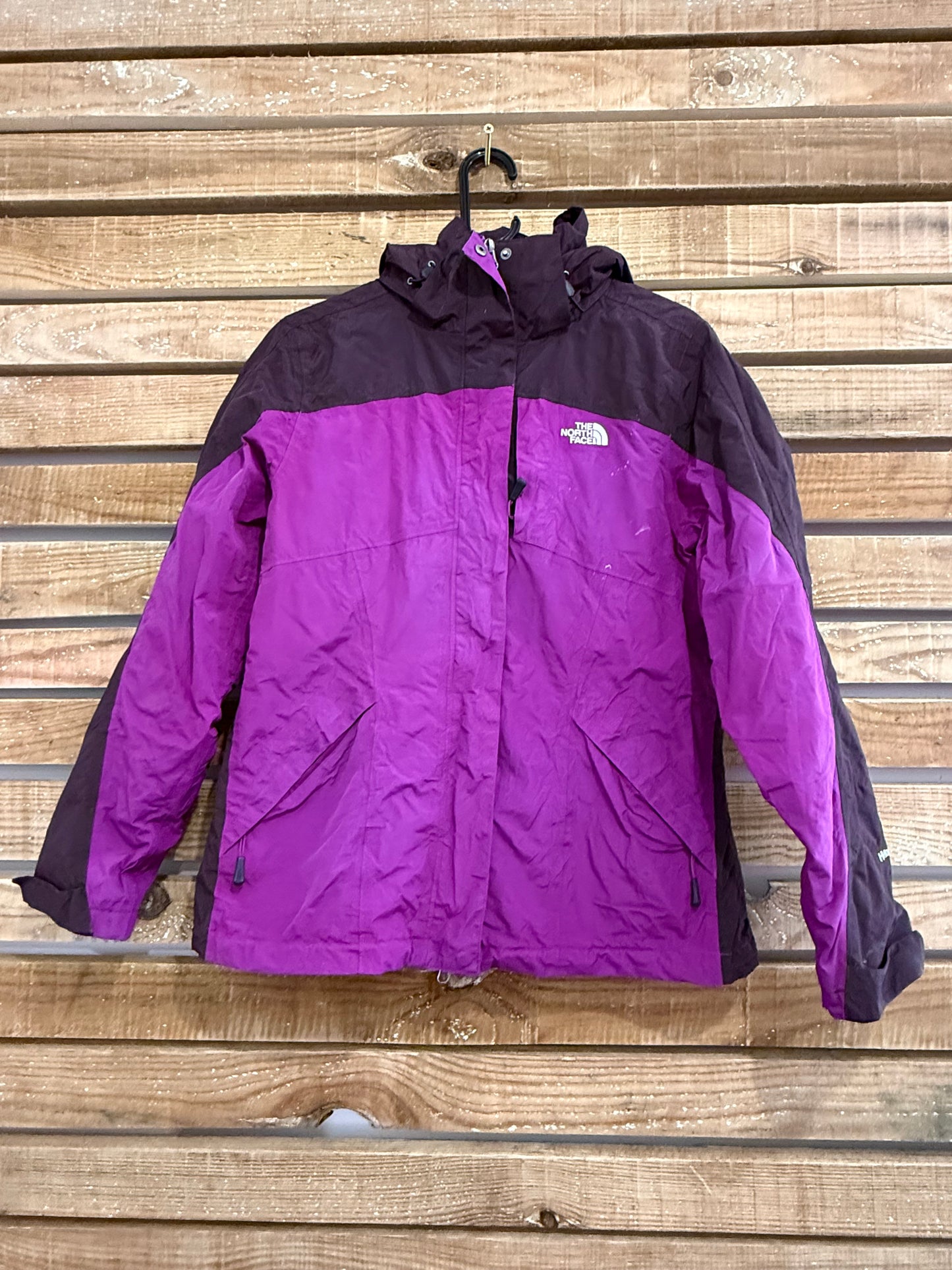 Vintage 90s The North Face Waterproof Outdoors Jacket. Purple. Size Small.