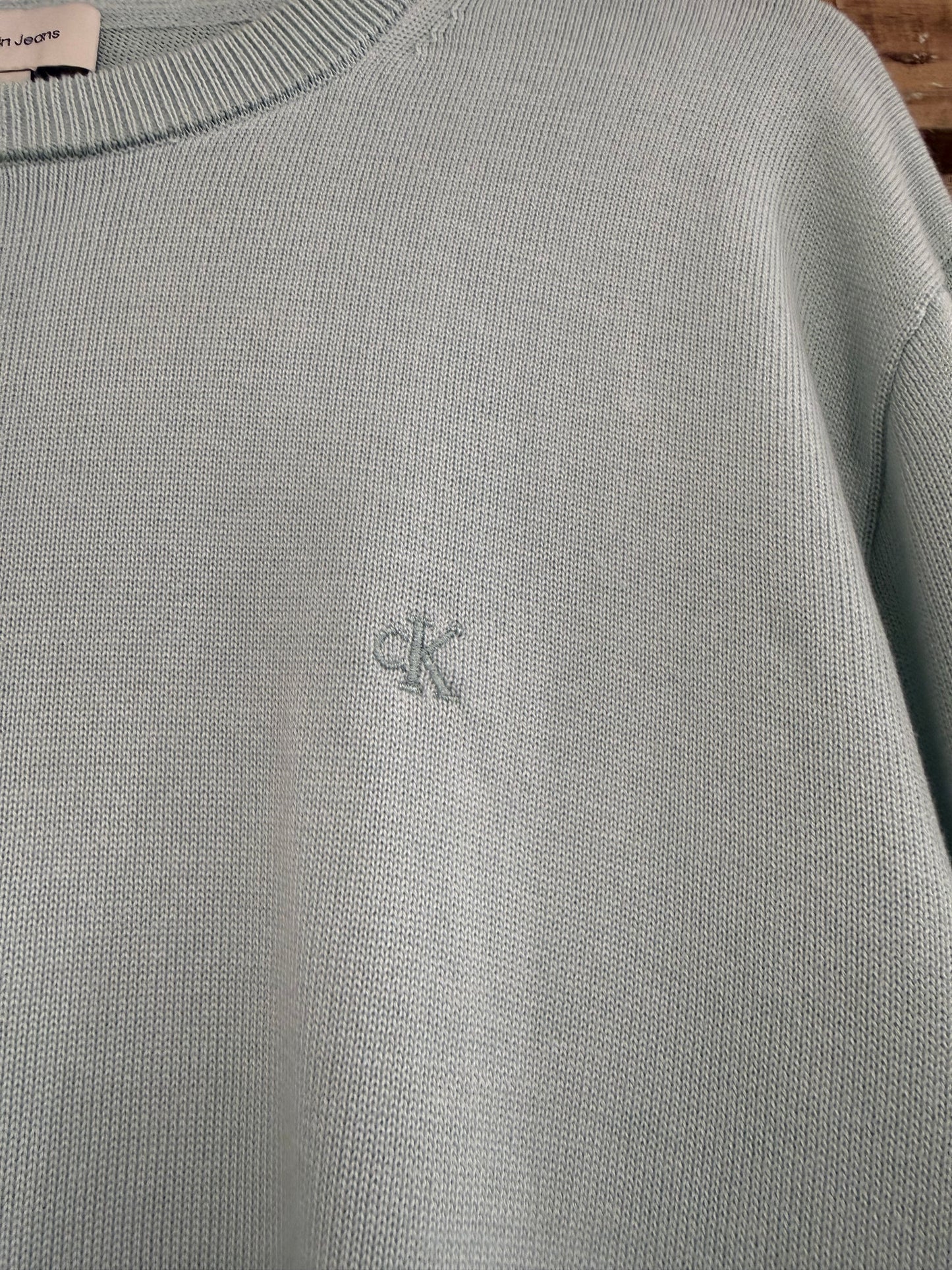 Vintage Y2K Calvin Klein crewneck jumper/ sweater. Blue. 100% Cotton. Size Small.