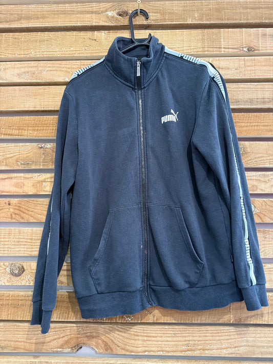 Vintage Y2K Puma zip up sweater/ sweatshirt. Black. Size XL
