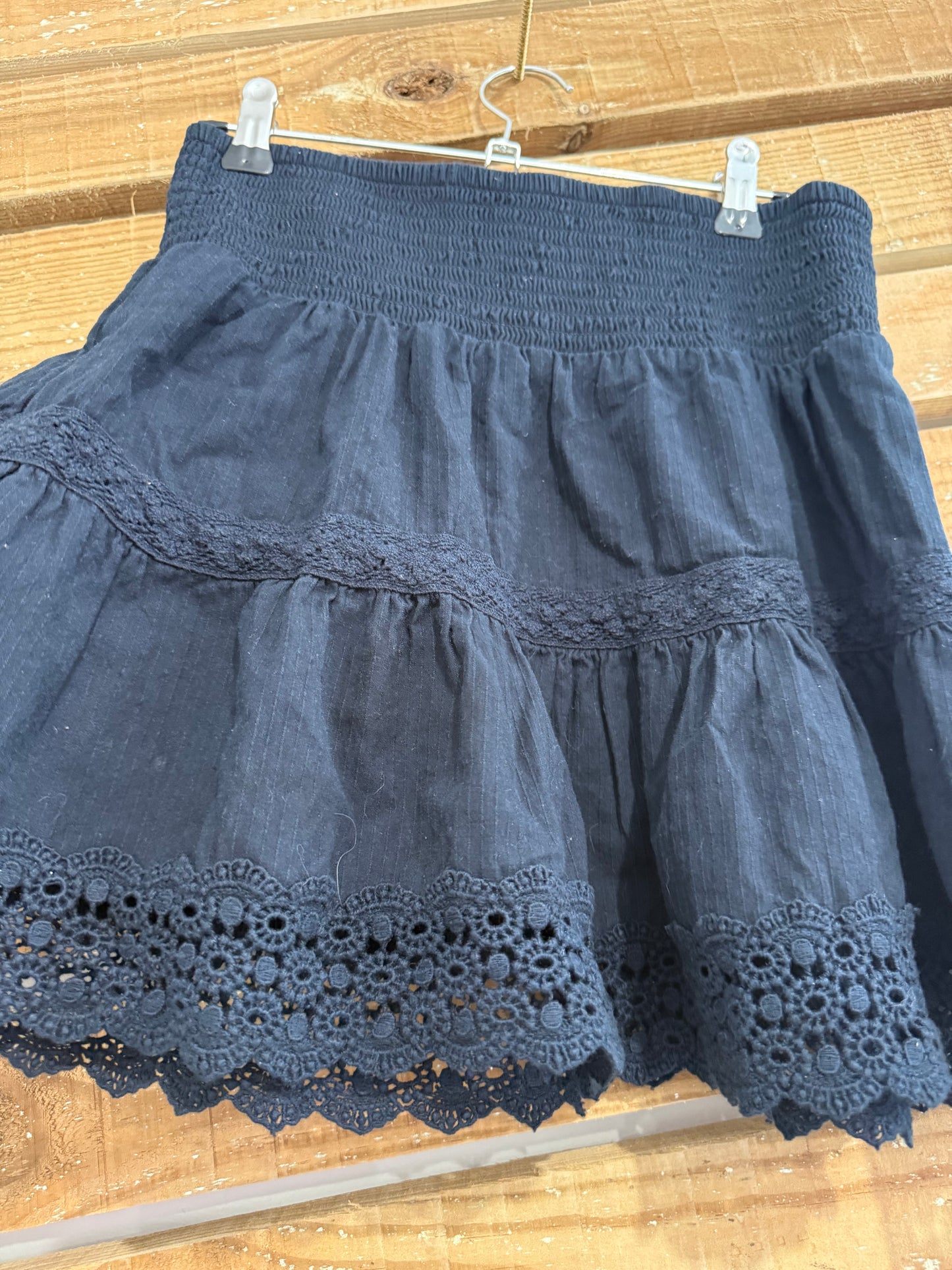 Superdry rara lace tiered mini skirt. Summer/ festival. Black. 25-32”waist. UK8