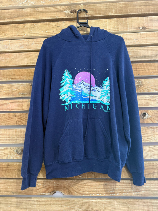 Vintage 80s Lee Michigan hoodie/ hooded sweater. USA/ American. Navy. Size XL
