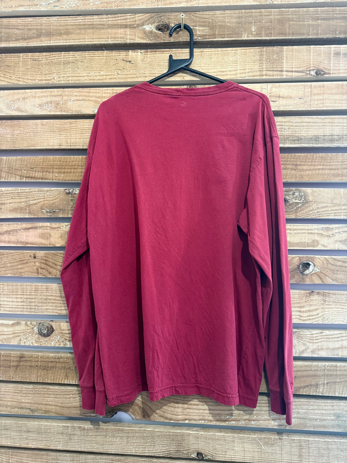 Carhartt long sleeved t-shirt. Spell-out. Burgundy. Workwear/ cowboy/ USA. Size XL
