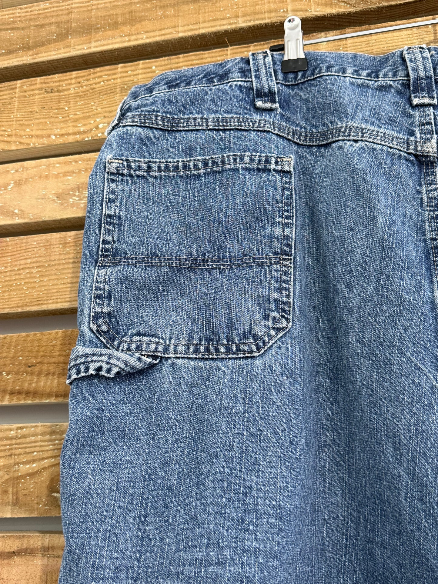 Vintage 90s Wrangler carpenter blue denim shorts. Baggy/ skater. Waist 48”