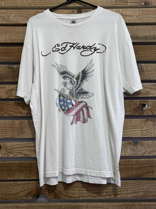 Vintage Y2K Ed Hardy Diamonte Eagle T-shirt. Size XL.