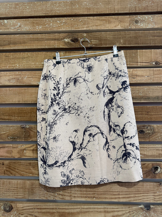 Vintage 80s Laurèl pattern silk/ wool skirt. Summer. Waist 30” size 10