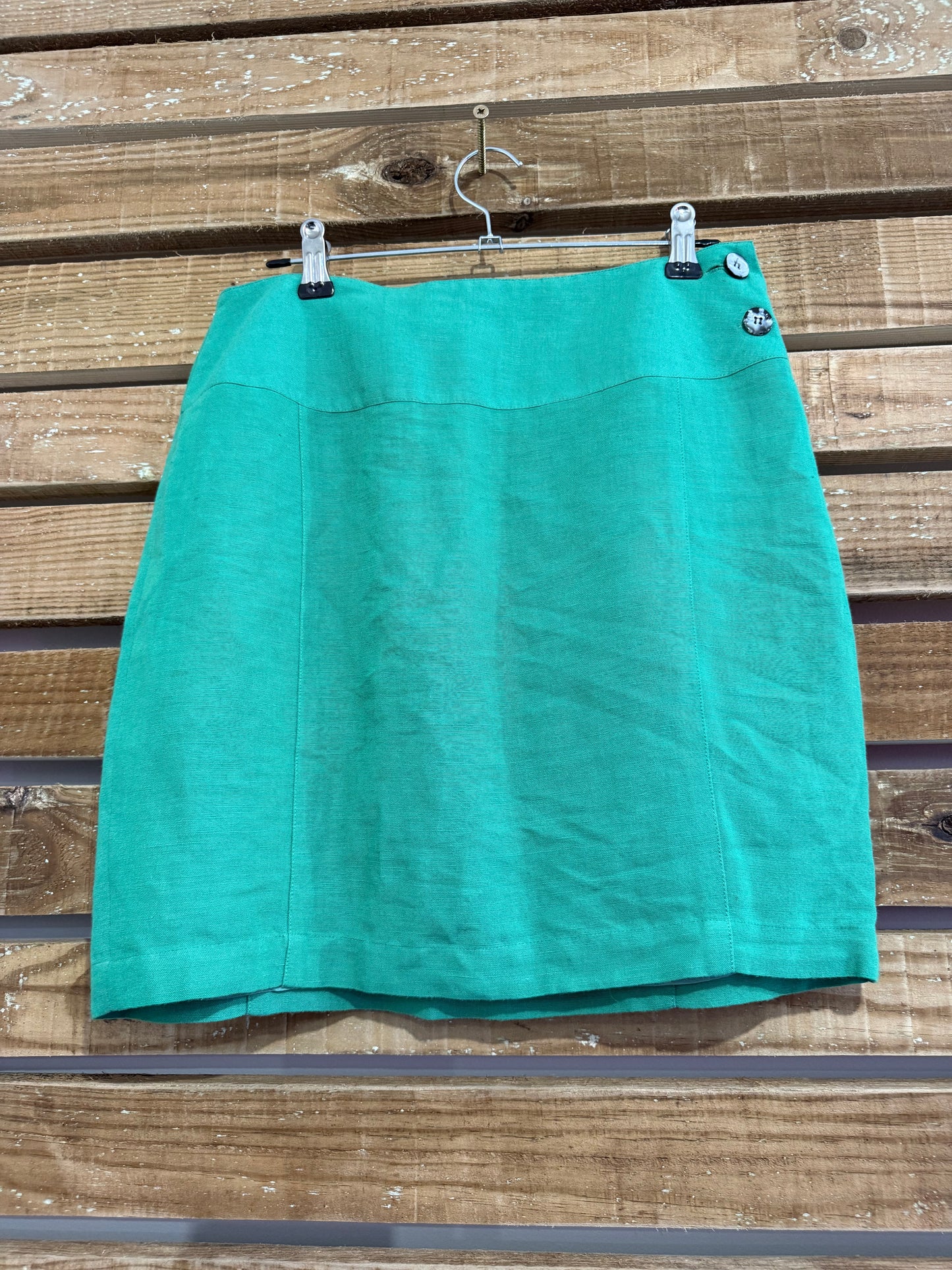 Vintage Y2K Fenn Wright & Manson mini skirt. Size small. 28” waist.