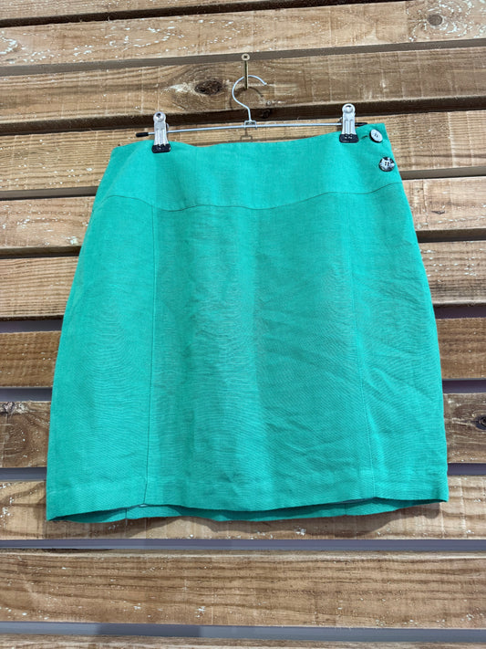 Vintage Y2K Fenn Wright & Manson mini skirt. Size small. 28” waist.