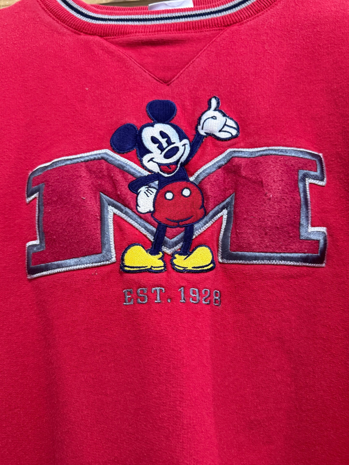 Vintage RARE 90s Disney Mickey Mouse embroidered sweater. USA. Size medium. Red