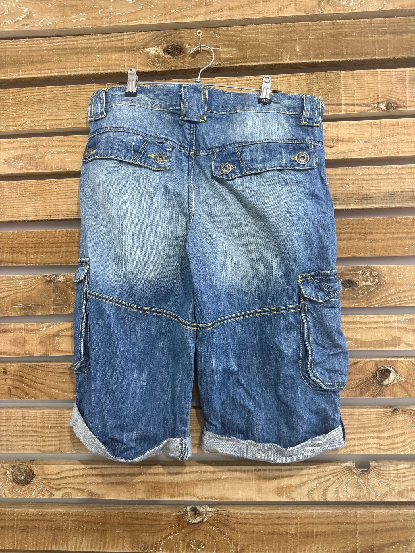 Vintage Y2K denim jorts/ shorts. Grunge/ Skate. 33” waist.