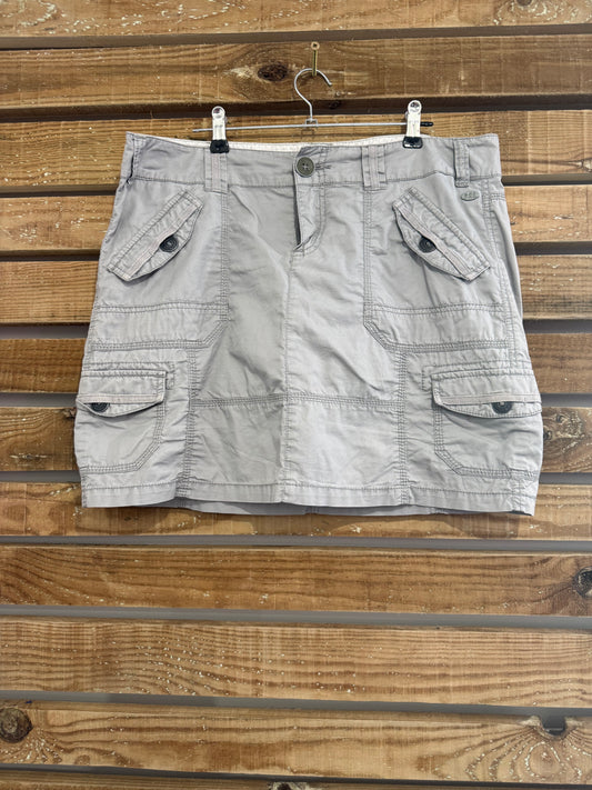 Vintage Y2K Cargo mini skirt. Rave/ holiday/ summer. Size 14-16