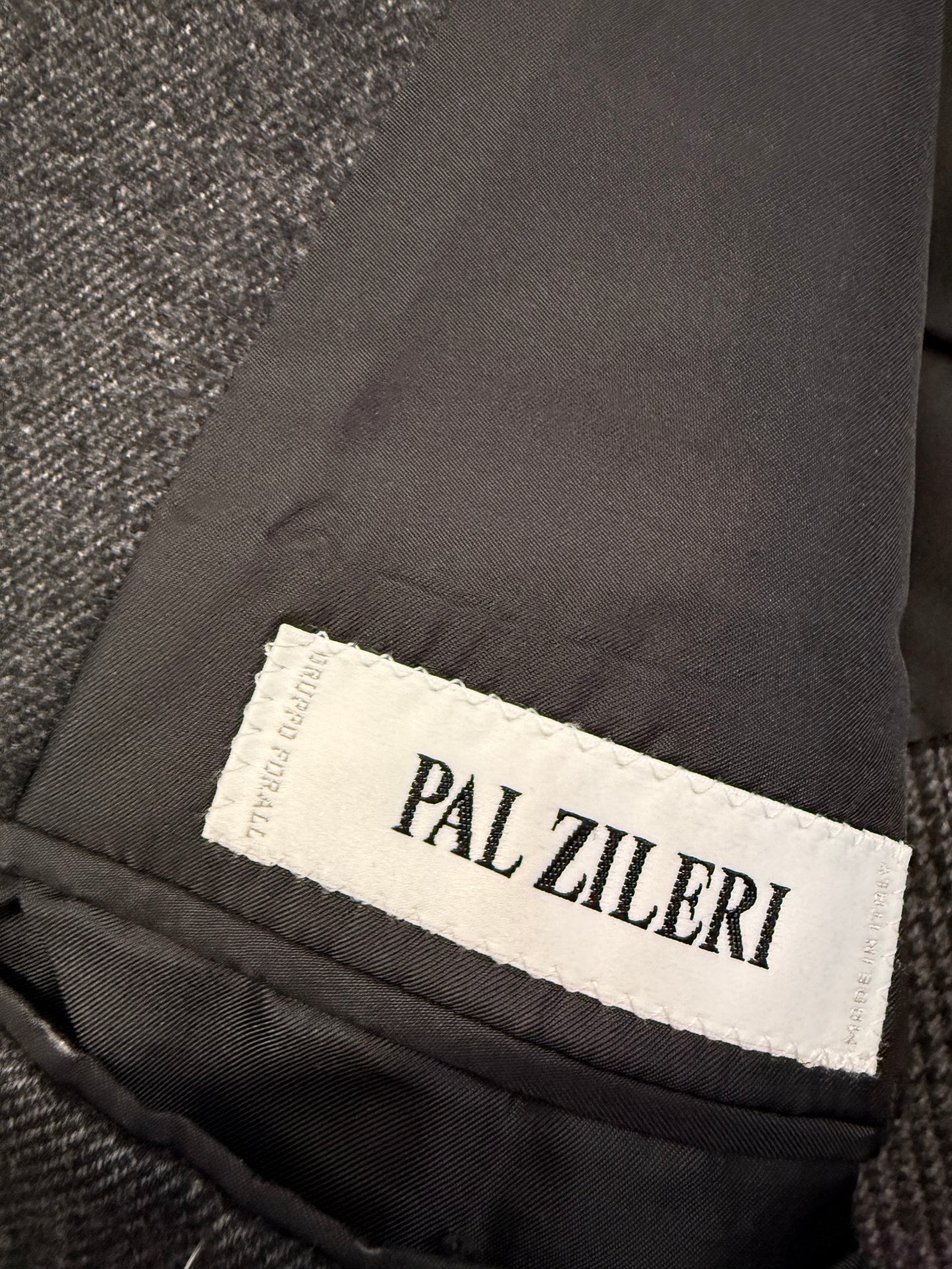 Pal Zileri button up blazer/ jacket. Wool. Grey. 44” chest.