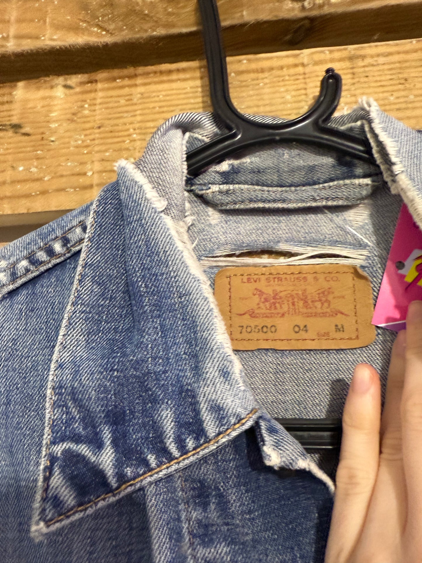 Vintage 90s Levi’s blue denim jacket. Size medium. Distressed/ grunge. Festival.