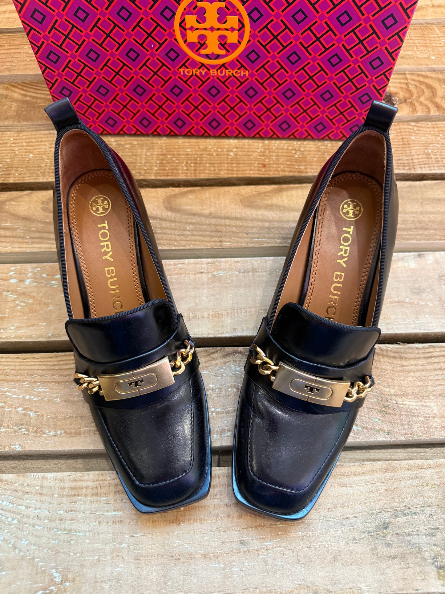 Tory Burch Perrine loafer heeled shoes with box. Chain/ square toe. 7M. UK4, EU37.