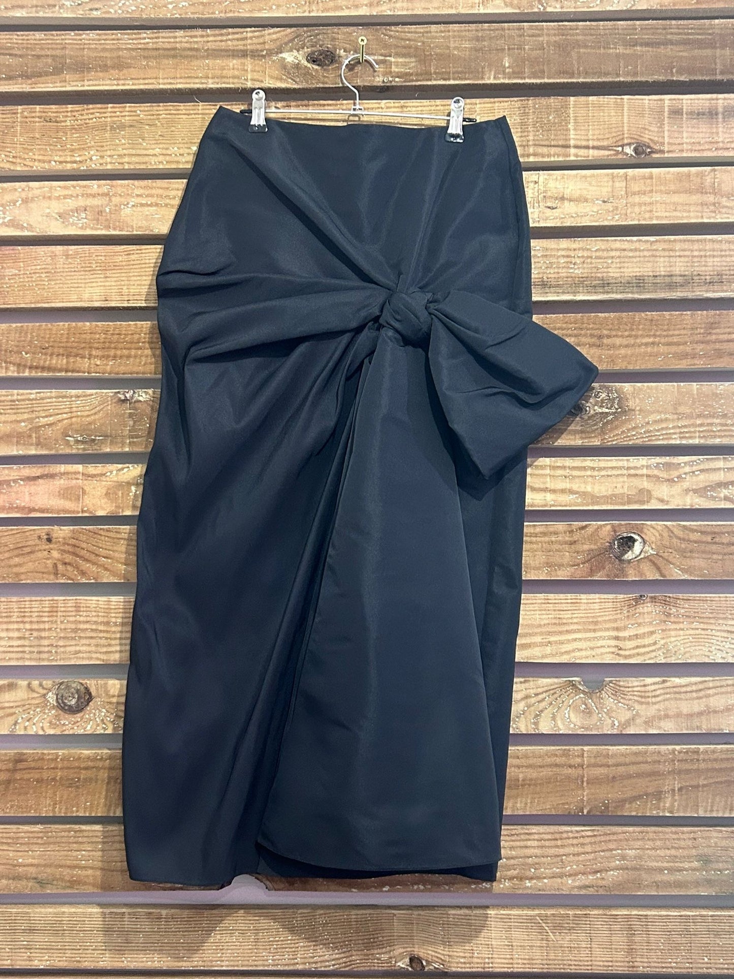 Alexander McQueen Bow-embellished Taffeta Skirt. Eu42. Size UK10 30” waist.