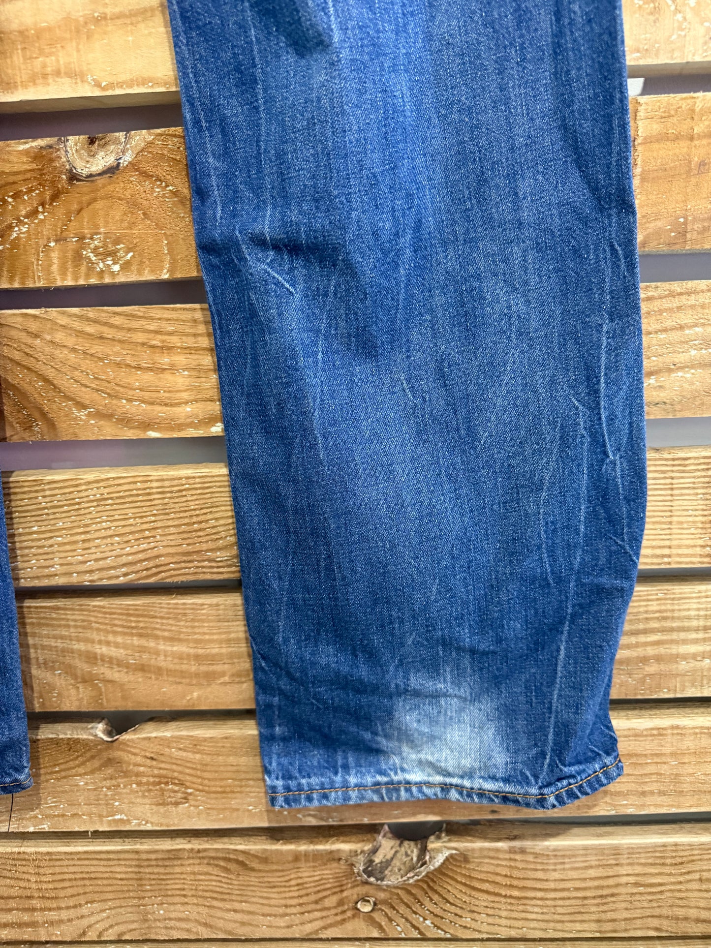 Vintage Y2K Energie stonewash jeans. Waist: 34” Leg: 34”