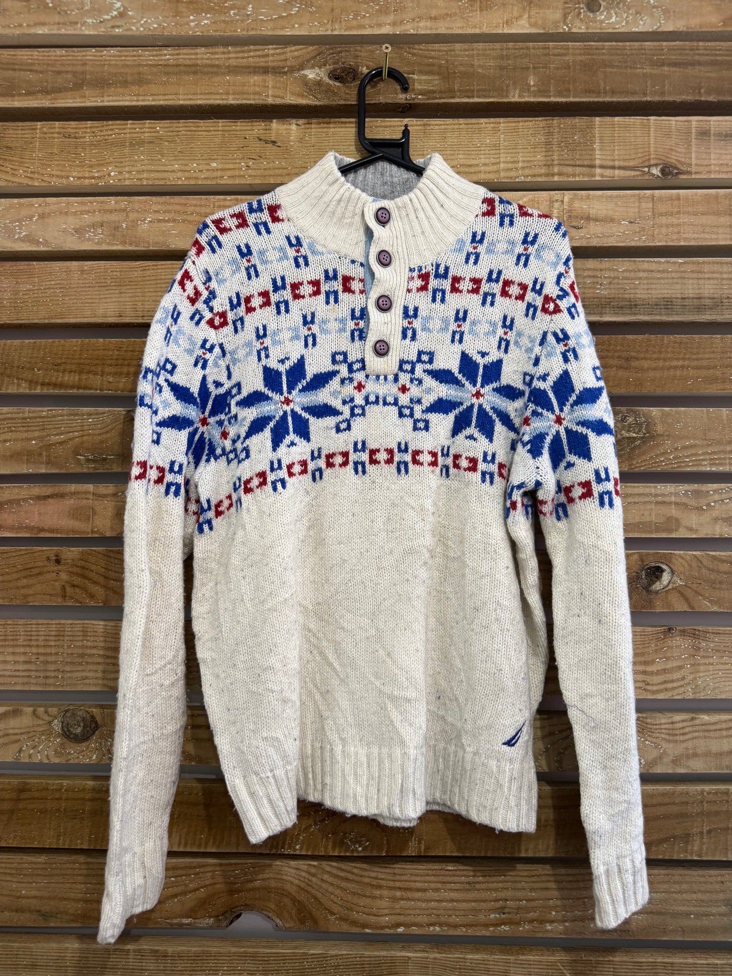 Vintage 90s Nautica 1/4 button up jumper/ sweater. Size medium. Festive
