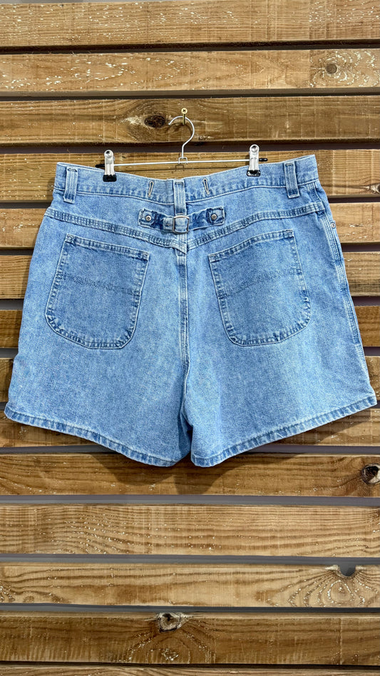 Vintage 90s Lee riveted blue denim shorts. Summer/ holiday. UK16, Waist 36”