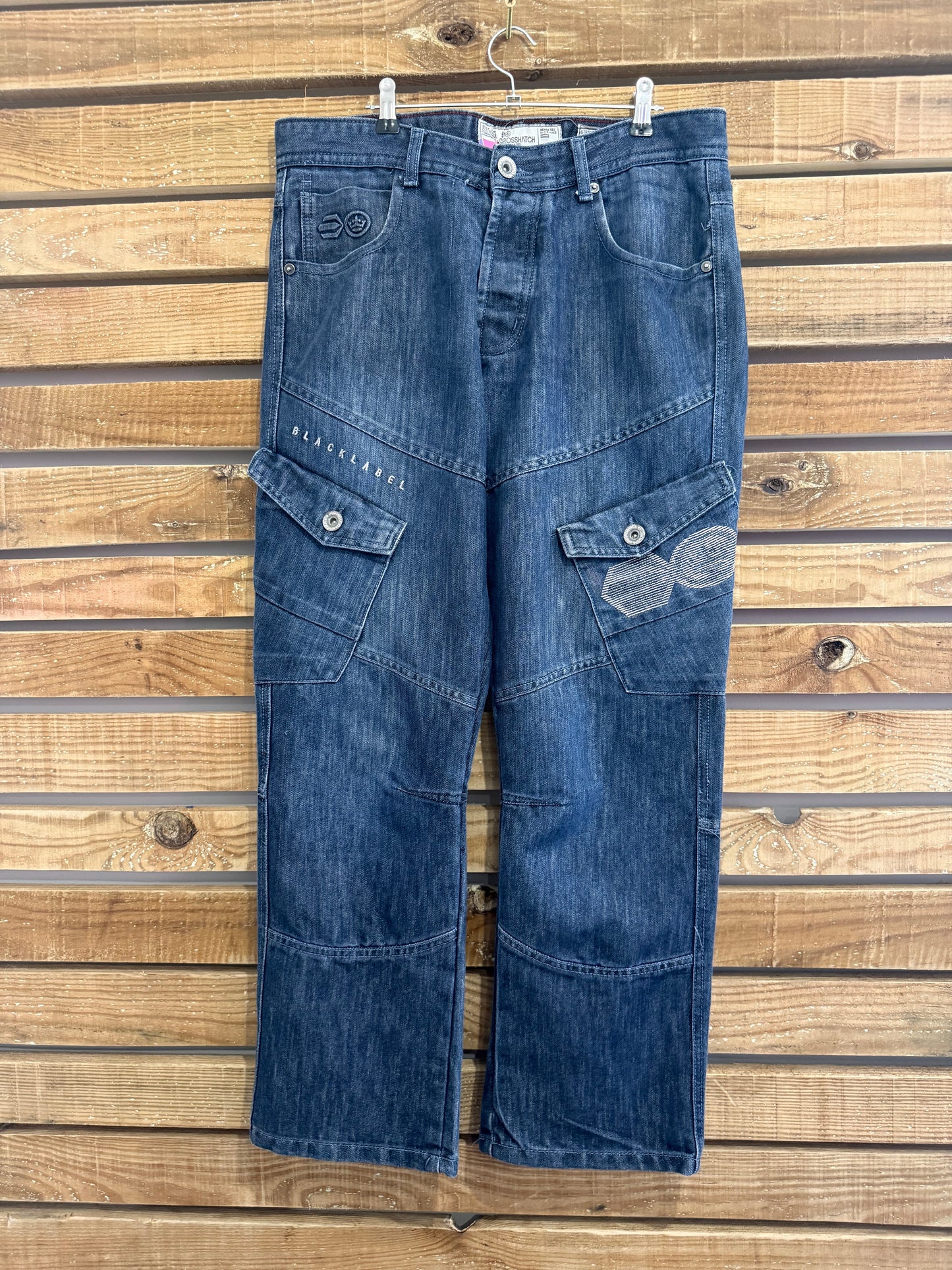 Vintage 90s Crosshatch cargo jeans. Grunge/ Skater. Waist: 34” Leg: 30”
