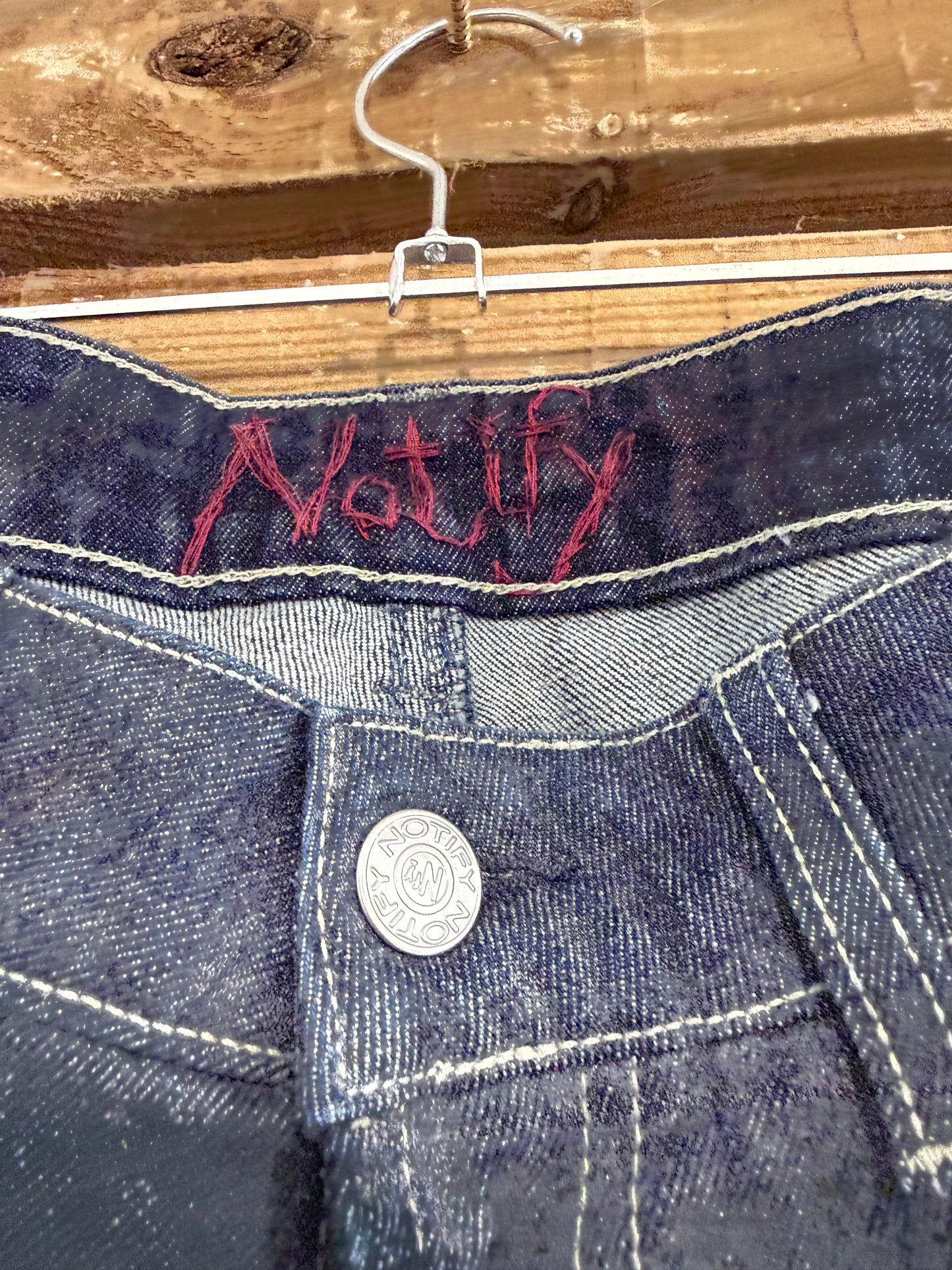 Vintage Y2K Notify Anemone Jeans. Low rise bootcut. Waist 31” leg 27” Size UK10-12.