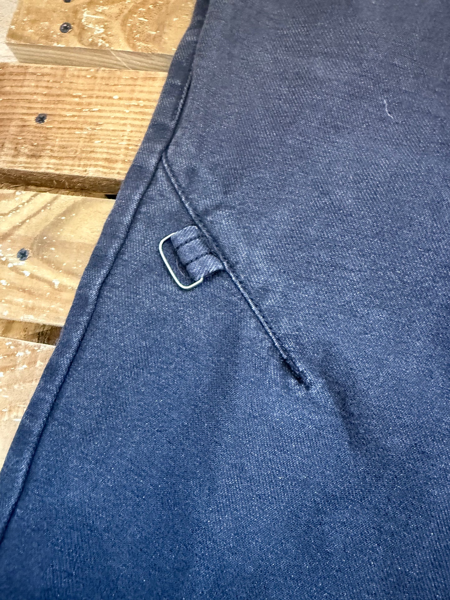 Vintage Y2K Energie cargo jeans. Grunge/ Skater. Waist: 34” Leg: 35”