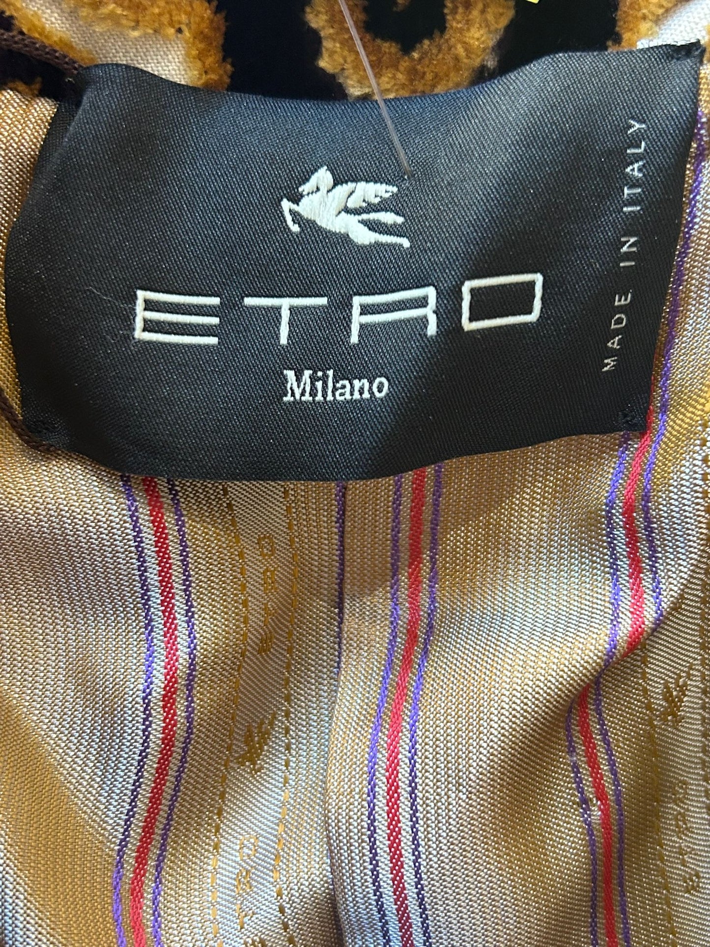 BNWT Etro geometric print cropped jacket. Labelled a 48. Free sizing up to a size 16.
